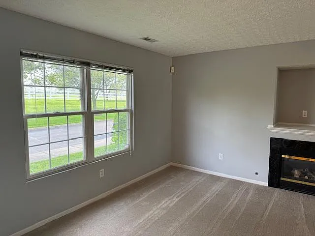 1628 Electra St — Photo 5