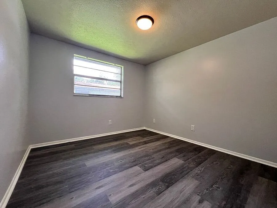 9318 Eastfield Rd, Unit A — Photo 3