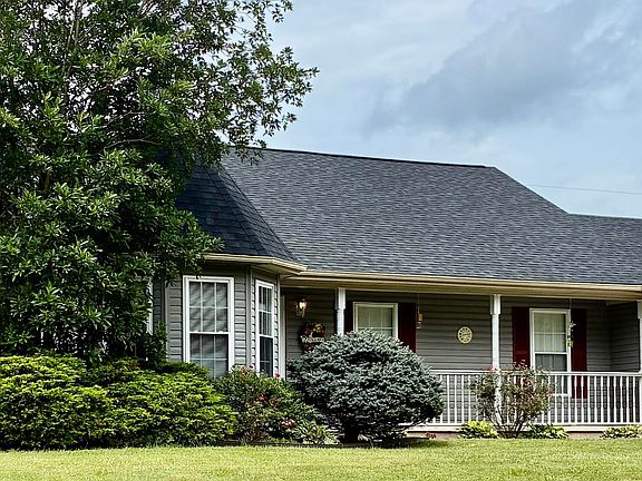 2nd image of 367 Banks Branch Rd