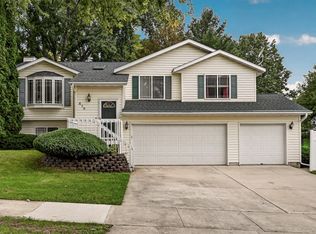 419 43rd Ave NW, Rochester, MN 55901