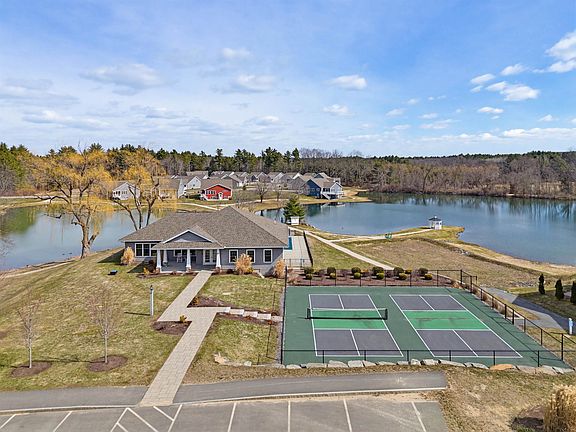 3rd image of 46 Three Ponds Drive