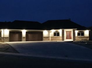 204 Palmers Ct, Elko, NV 89801