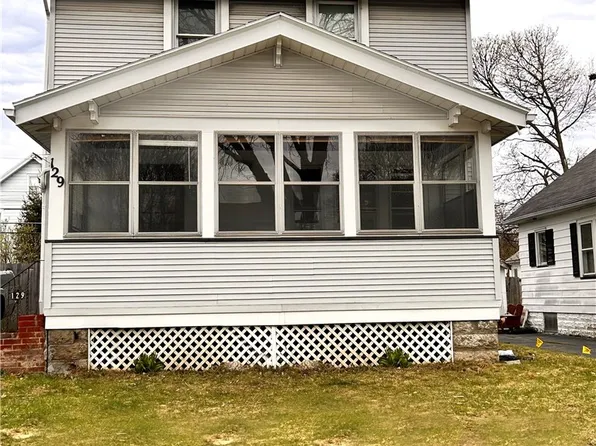 129 Rockview Ter, Rochester, NY 14606