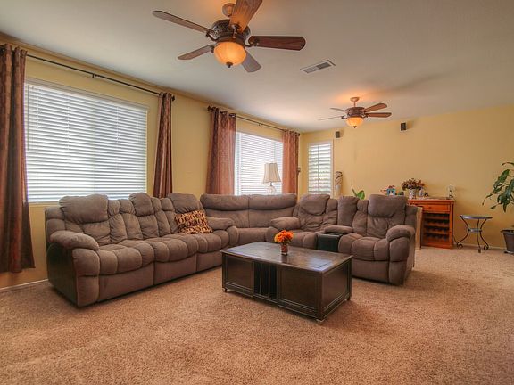 3rd image of 31231 Old Trail Cir