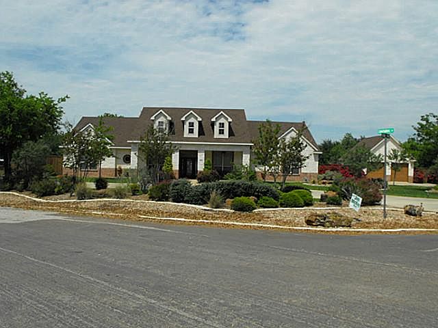 1st image of 5 Chaparral Ln