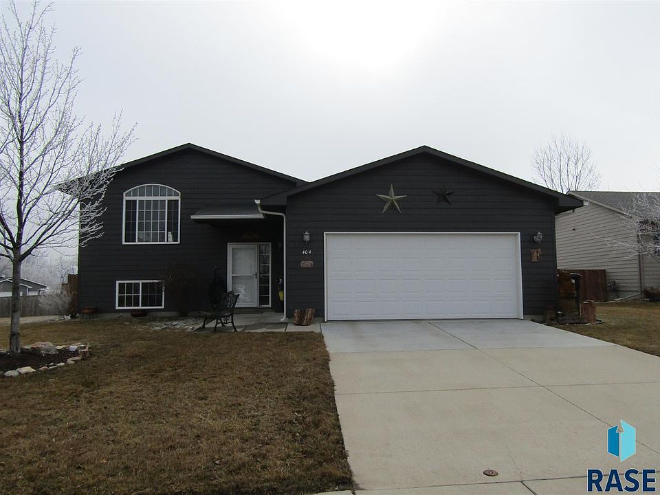 1st image of 404 S Tessa Ave