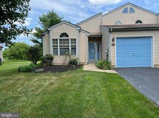 33 Kern Dr, Perkasie, PA