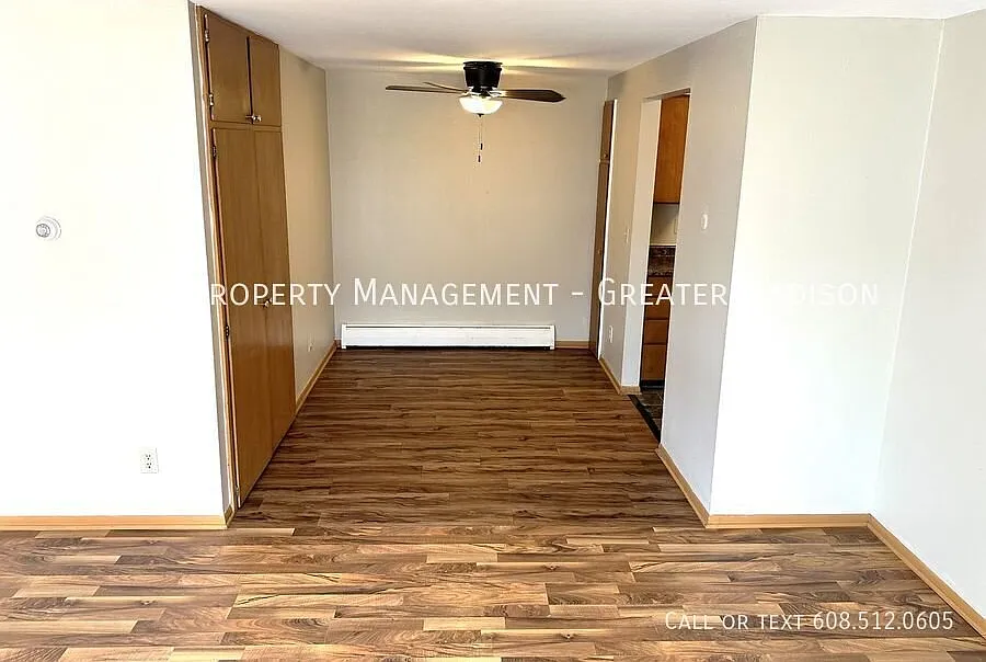 Great Main Level 2 Bedroom Apartment On Madison's East Side. Heat And Water Included — Photo 3