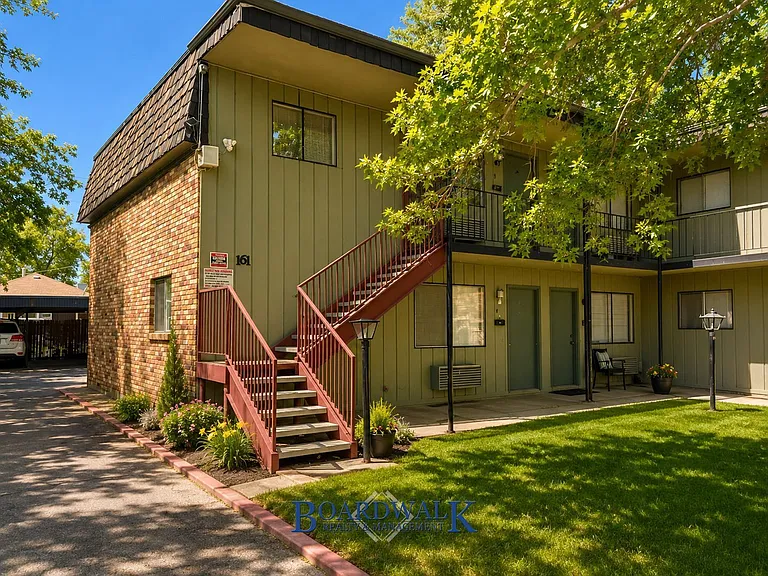 161 E Beryl Ave #8 — Photo 2