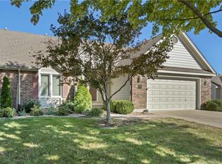 619 NW Alexa Ln, Lees Summit, MO 64081