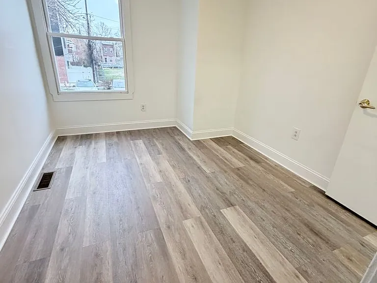 832-840 N 41st St — Photo 30