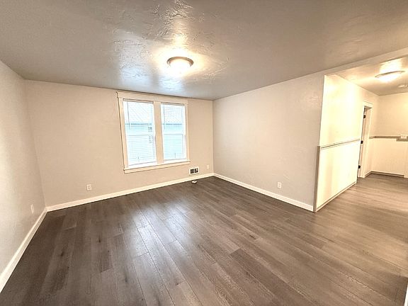 5th image of 506 1st Ave #B