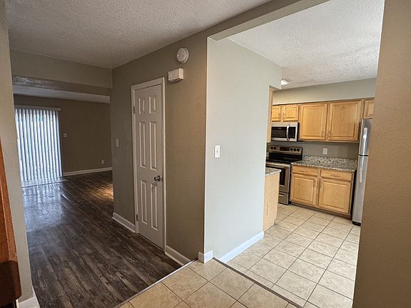 5th image of 4335 Stafford Dr