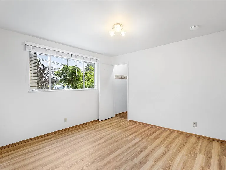 2145 Santa Clara Ave #A — Photo 13