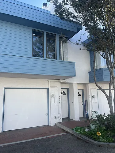 1625 Ramona Ave Photo 1