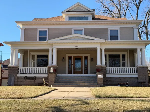 815 N Lincoln Ave, Hastings, NE 68901