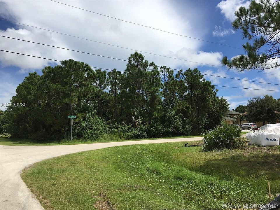 1st image of 5561 NW South Lundy Cir