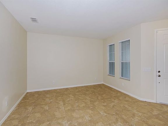 3rd image of 3496 McCormick Woods Dr