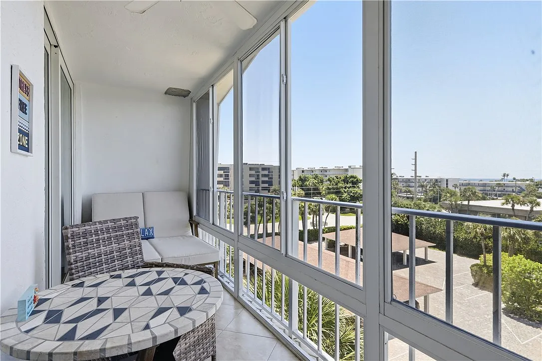2 bed, 1600 sqft, $6,500 — Photo 4
