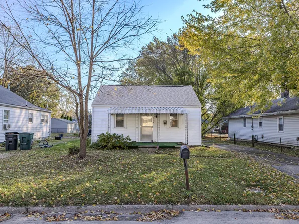 2200 N Rosewood Ave, Muncie, IN 47304