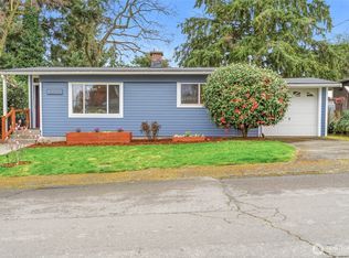 2300 NE 8th Pl, Renton, WA 98056