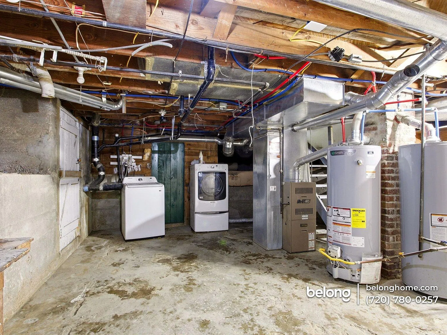 1555 Clinton St — Photo 3