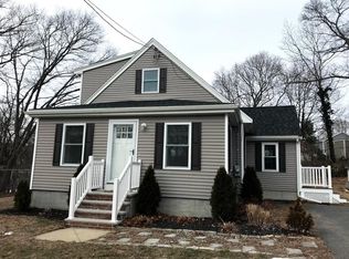 30 Riverbank Rd, Saugus, MA 01906