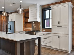 370 S Washington Ave #370, Columbus, OH 43215