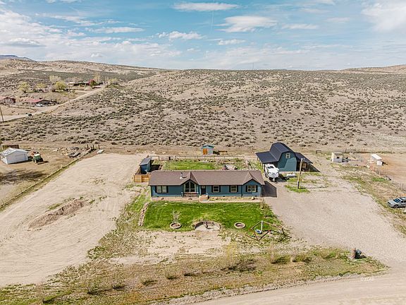 2nd image of 106 Tomera Ranch Rd