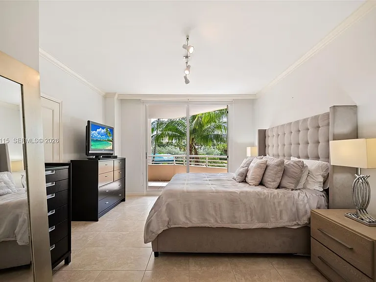 888 Brickell Key Dr #609 — Photo 15