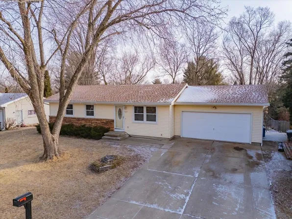 627 North Madison Street, Stoughton, WI 53589