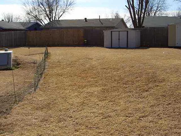 3rd image of 535 S Forest Ct
