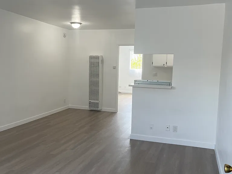 12920 Walsh Ave — Photo 2