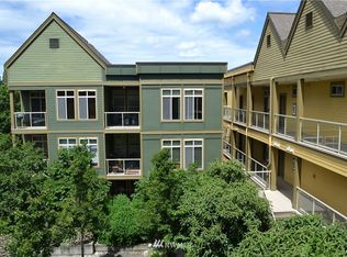910 Gladstone UNIT 203, Bellingham, WA
