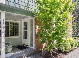 1198 Boca Ratan Dr, Lake Oswego, OR