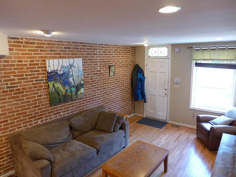 512 S Montford Ave — Photo 13