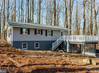 27 Chipmunk Trail Ln, Linden, VA