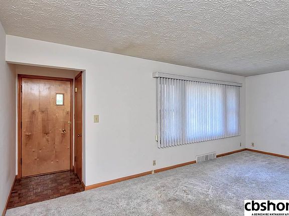 5th image of 3621 N 205th St