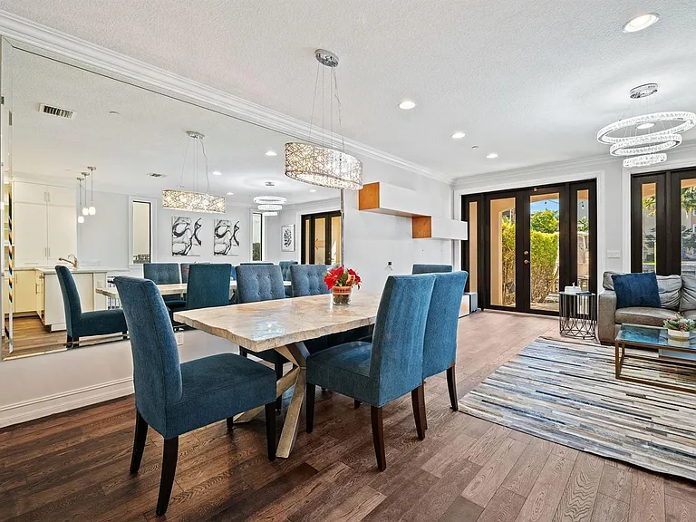 95 Isle Of Venice Dr — Photo 12