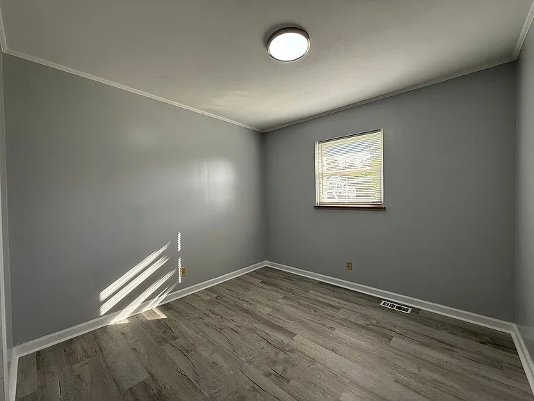 518 Scenic Dr — Photo 10