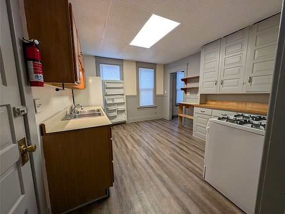5th image of 1423-25 Atkins St