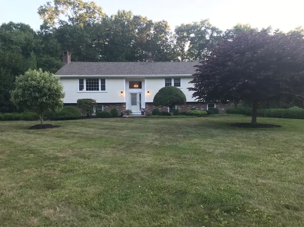 60 Briar Hill Road, Norwich, CT 06360