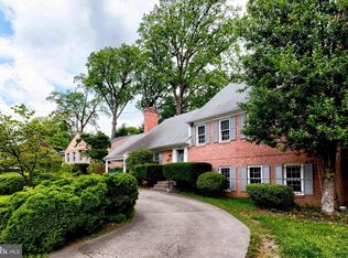 5403 W Cedar Ln, Bethesda, MD 20814