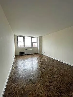 Rented by Bond New York | media 18