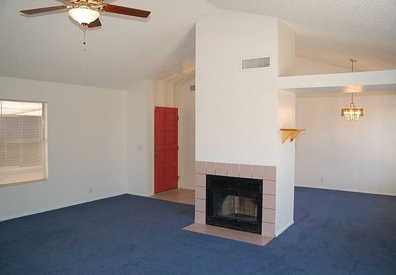 Living Room/Dining Room
