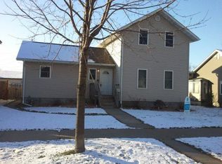 159 Caledonia St, La Crosse, WI 54603