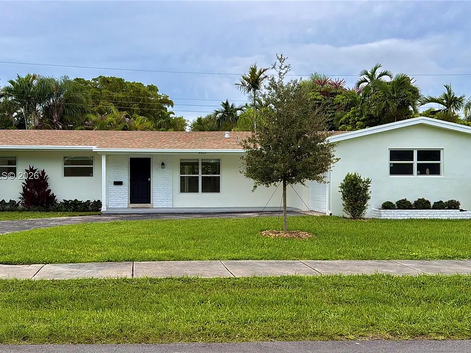 8820 SW 85th St