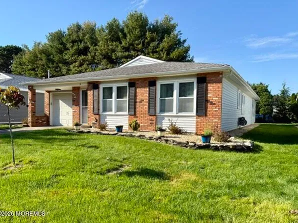 16 Meadowbrook Road, Brick, NJ 08723