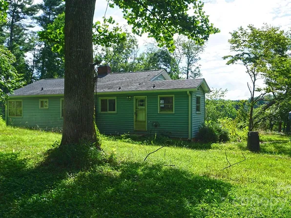 57 Sizer Dr, Mills River, NC 28759