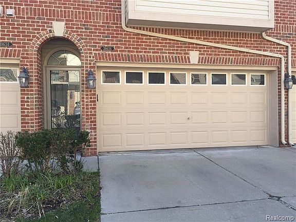 4th image of 39636 Rockcrest Ln #114